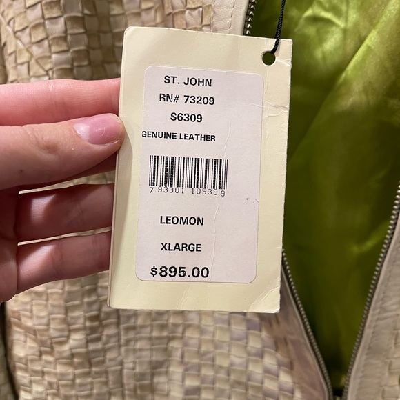 Sage green genuine leather St. John jacket size medium - Picture 12 of 14